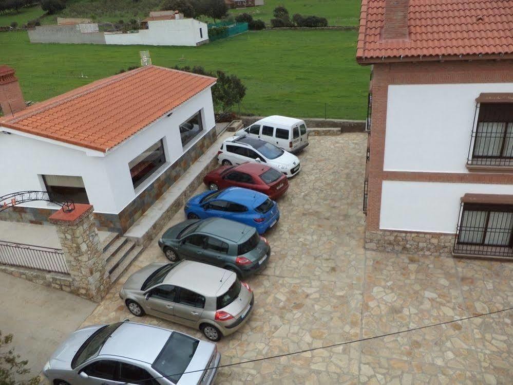 Apartamentos Rurales Monfraguee Torrejón el Rubio Exteriör bild