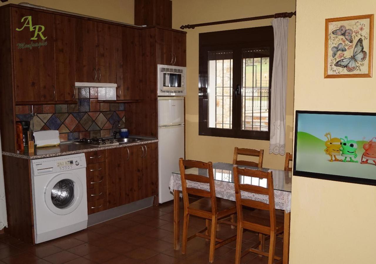 Apartamentos Rurales Monfraguee Torrejón el Rubio Exteriör bild